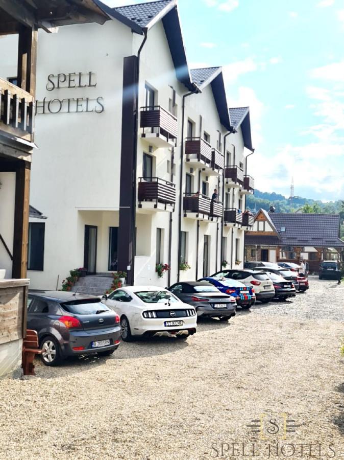 Spell Hotels Capatineni-Paminteni Luaran gambar